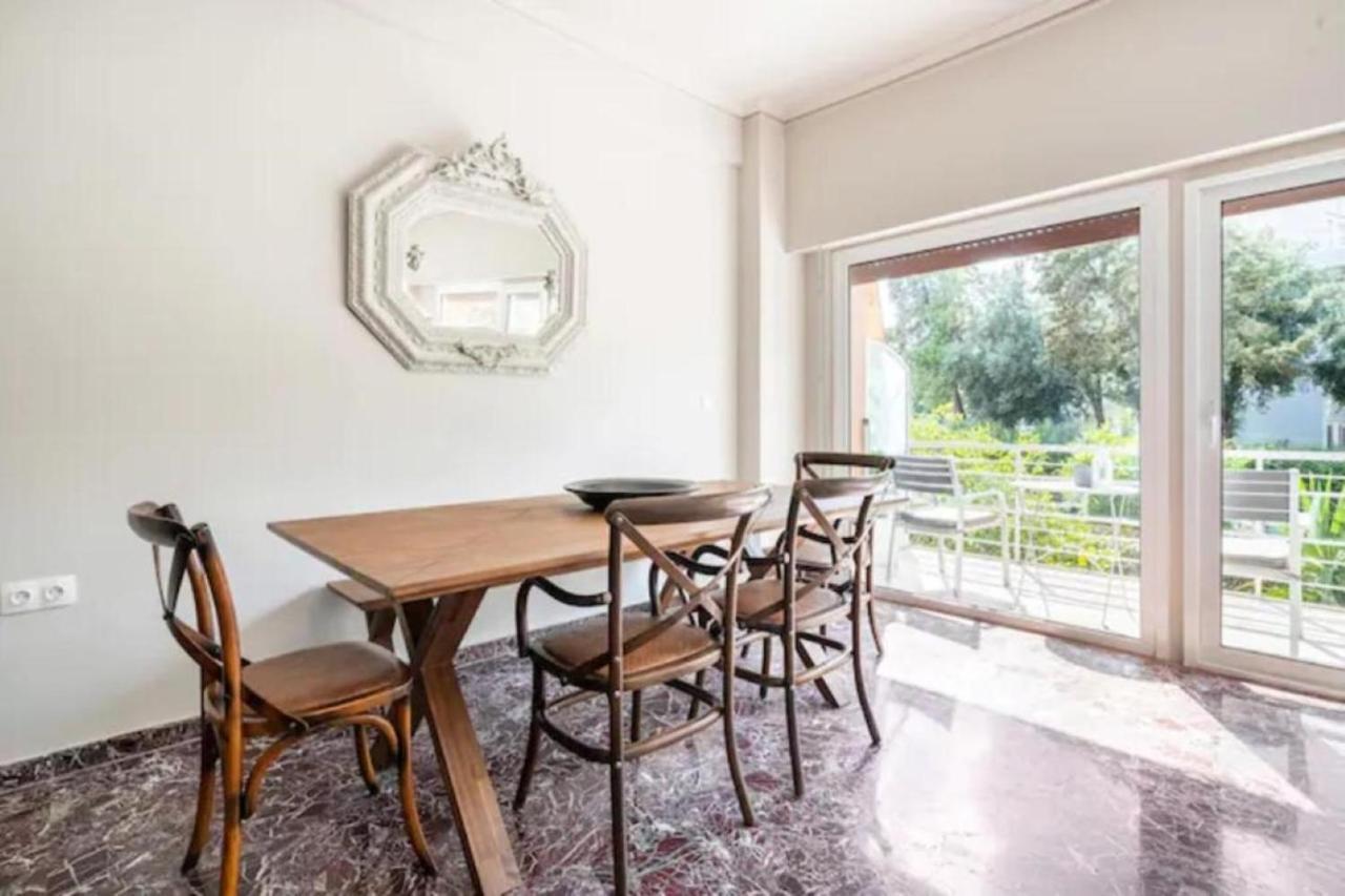 Flisvos Marina Refurbished Apartment Atenas Exterior foto