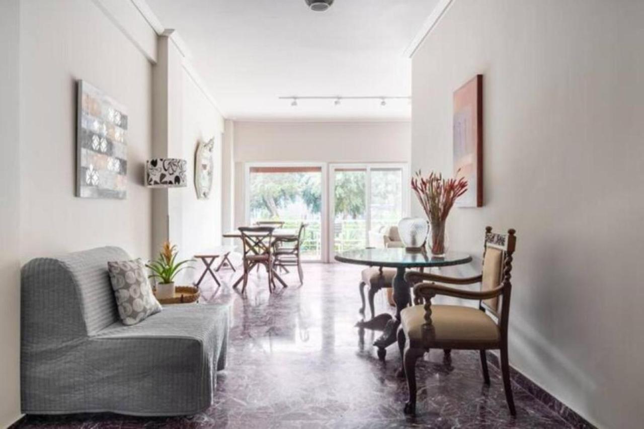 Flisvos Marina Refurbished Apartment Atenas Exterior foto