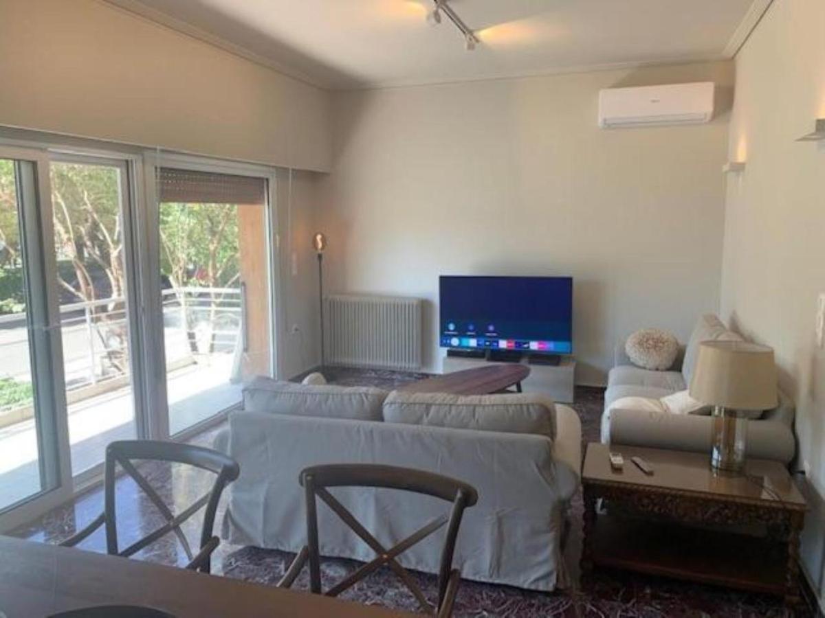 Flisvos Marina Refurbished Apartment Atenas Exterior foto