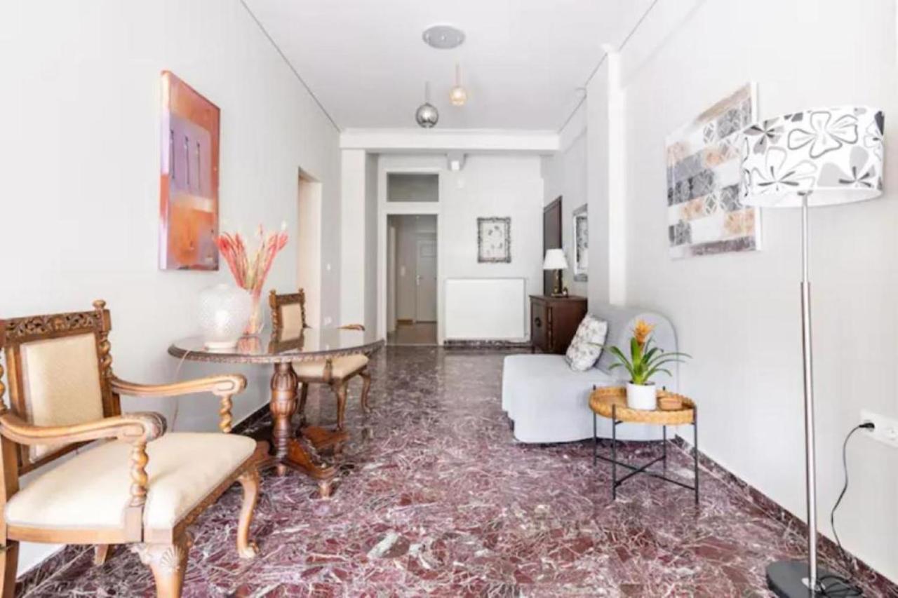 Flisvos Marina Refurbished Apartment Atenas Exterior foto