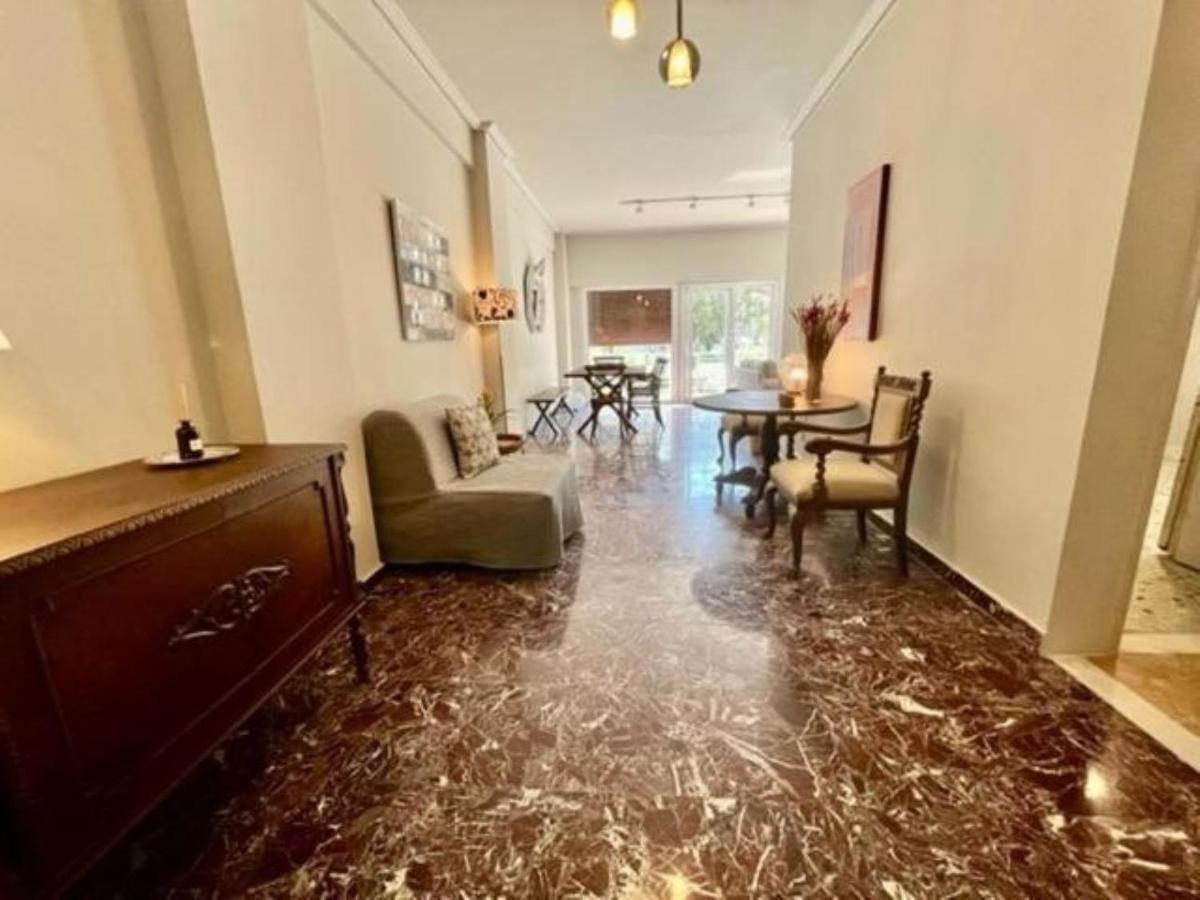 Flisvos Marina Refurbished Apartment Atenas Exterior foto